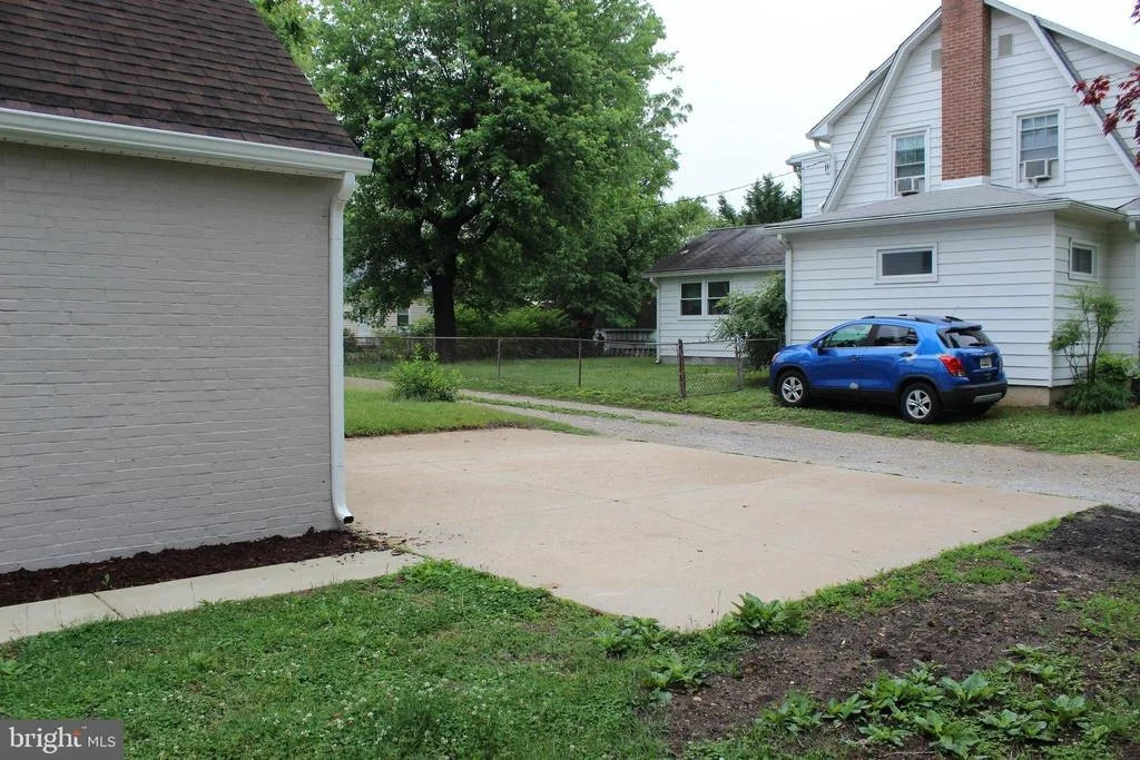 Photo of 401 FOREST VIEW