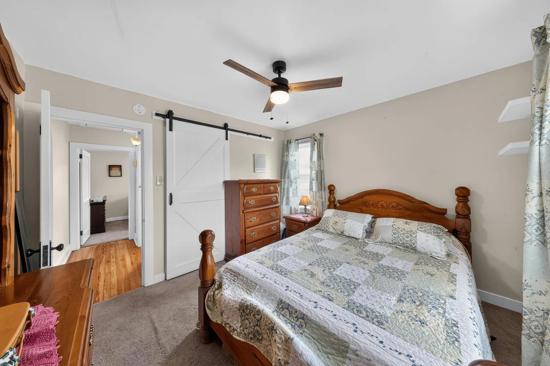 Photo of 319 N HOOK ROAD