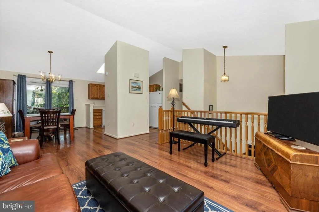 Photo of 1001 CHINABERRY DRIVE