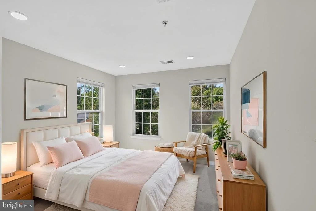 Photo of 1908 ORCHARD HILL DRIVE
