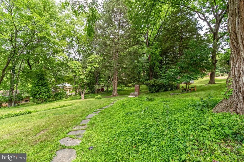 Photo of 1343 SCOTTS RUN ROAD