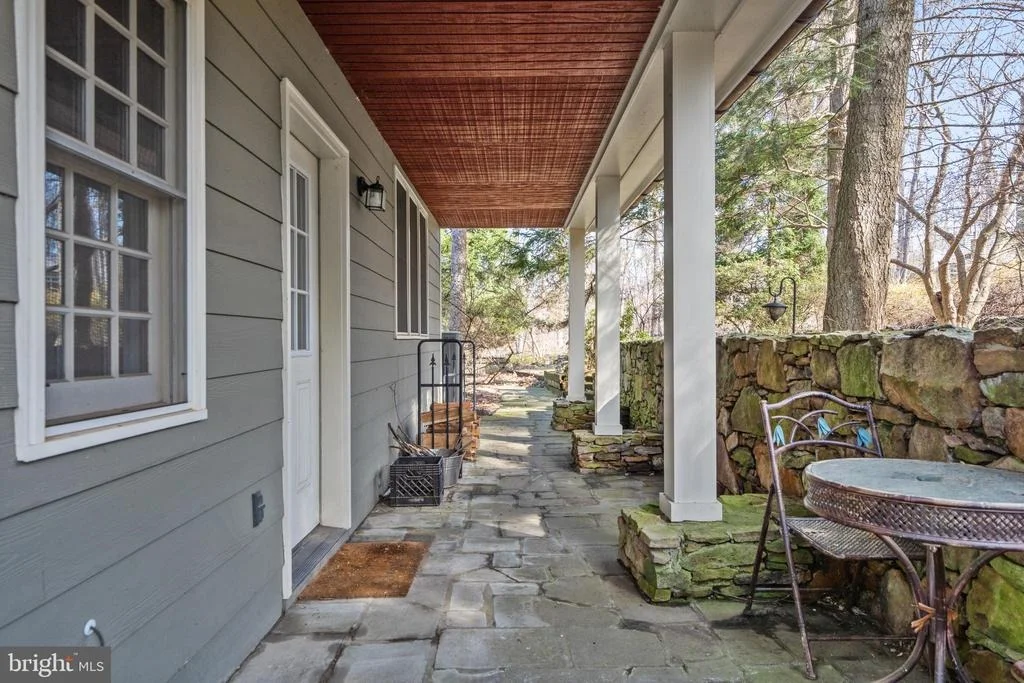 Photo of 17641 RAVEN ROCKS ROAD