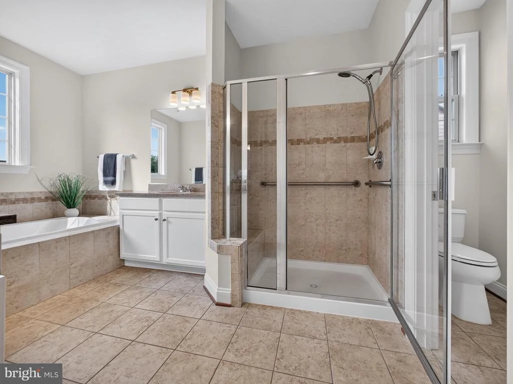 Photo of 3032 MOORE LANE