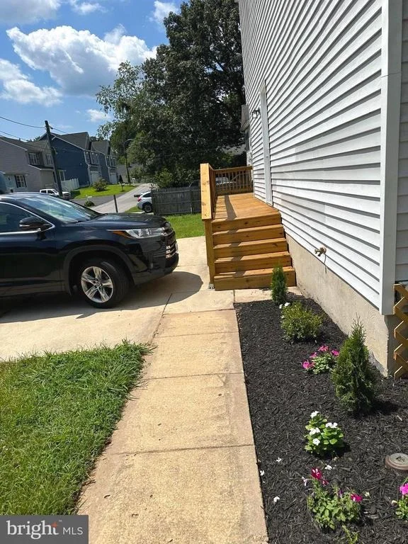 Photo of 7814 OUTING AVENUE