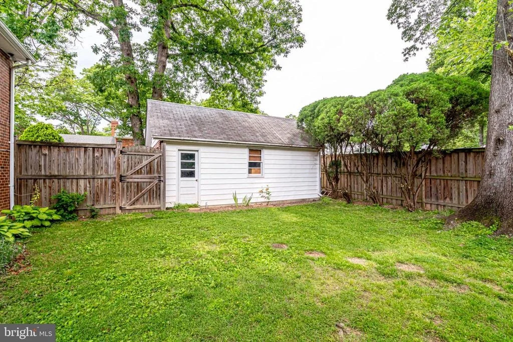 Photo of 4235 SIDEBURN ROAD