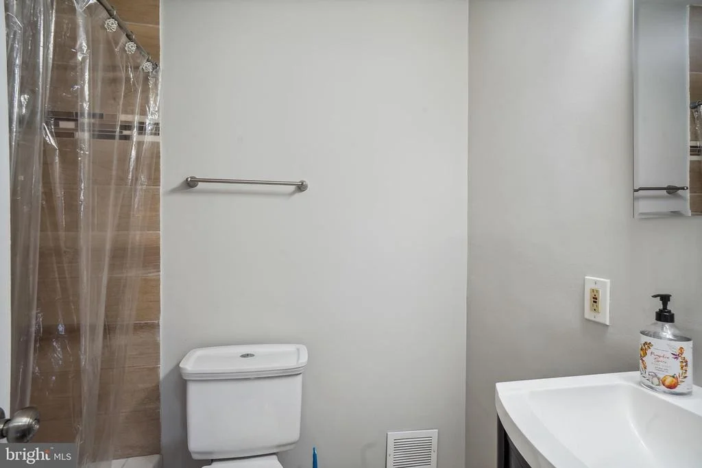 Photo of 3944 WENDY LANE