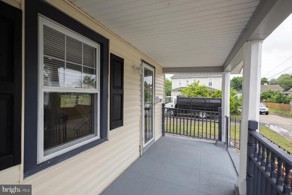 Photo of 213 BRYANT AVENUE