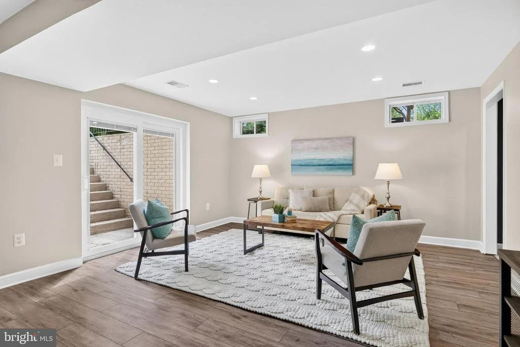 Photo of 6518 DEBHILL LANE