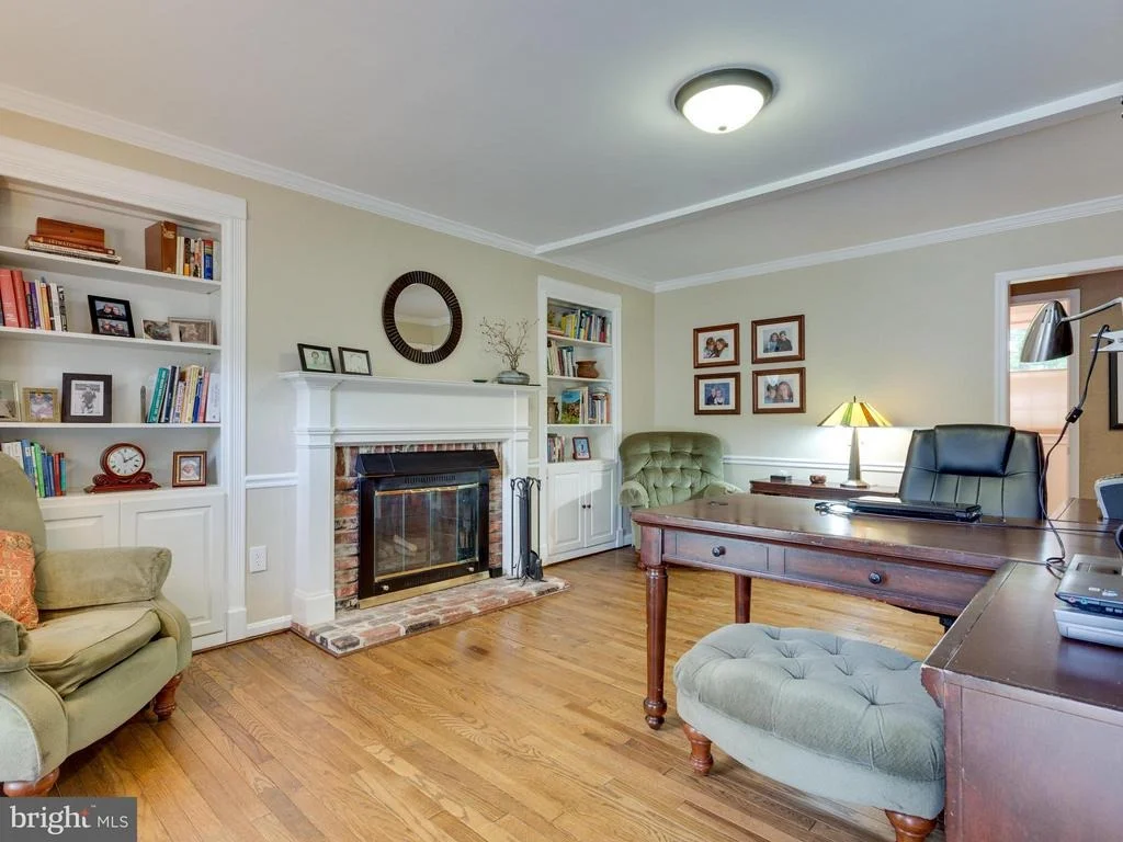 Photo of 8707 NANLEE DRIVE