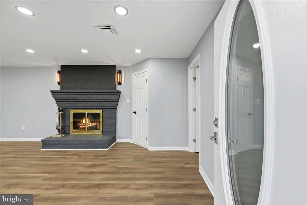 Photo of 2639 LOGMILL ROAD