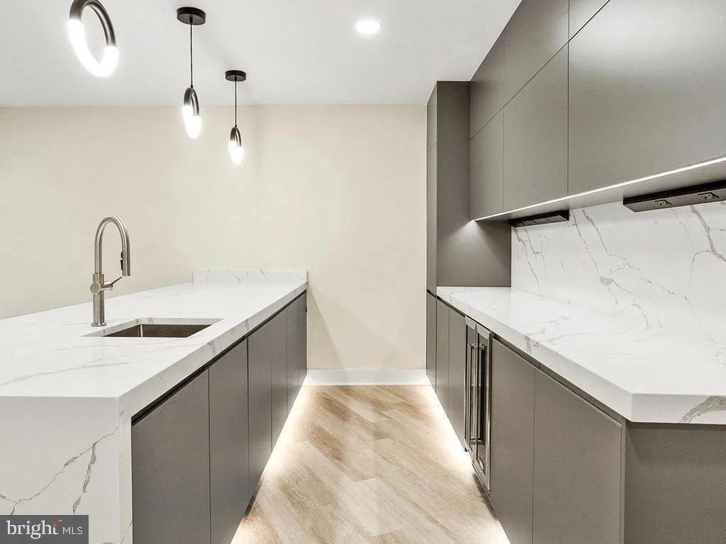Photo of 3706 SPRING STREET