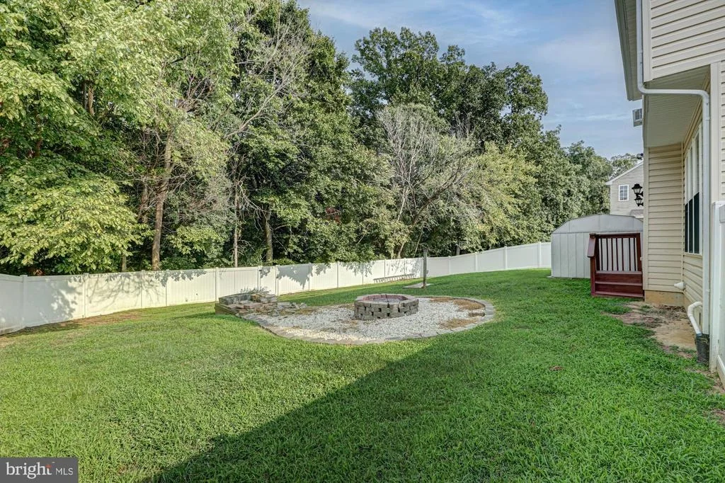 Photo of 409 INDIA DRIVE