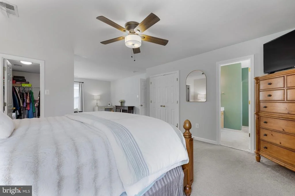 Photo of 9693 ROYAL CREST CIR