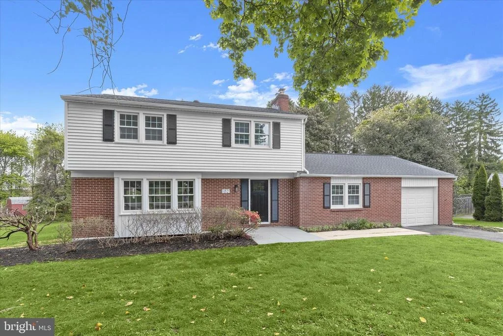 Photo of 102 BRANDYWINE PLACE