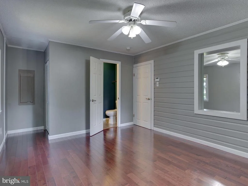 Photo of 1605 PARRAN ROAD