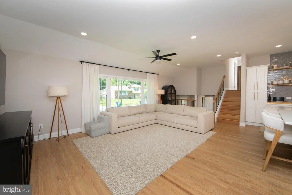 Photo of 507 HOWARD ROAD