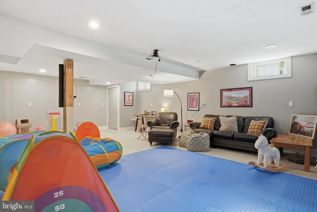 Photo of 342 BROADVIEW LANE