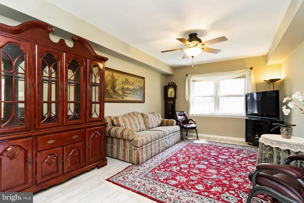 Photo of 10801 MIDSUMMER DRIVE