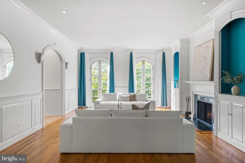 Photo of 4811 W STREET NW