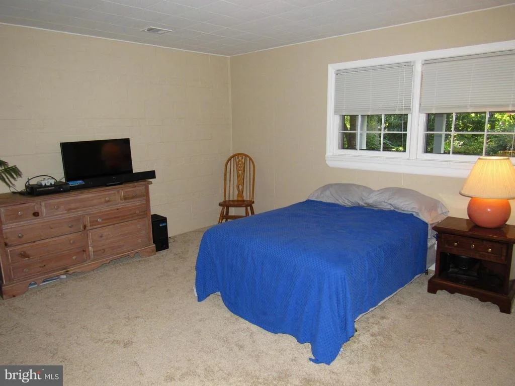 Photo of 6700 HUNTSMAN BOULEVARD