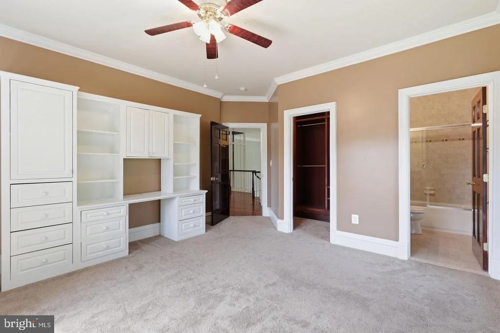 Photo of 8813 OAK LEAF DRIVE