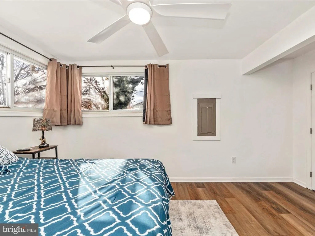 Photo of 492 BRUCE AVENUE