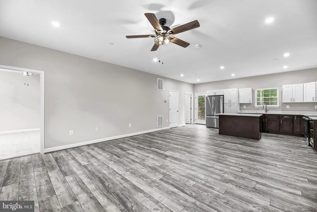 Photo of 20250 HAWKS WAY