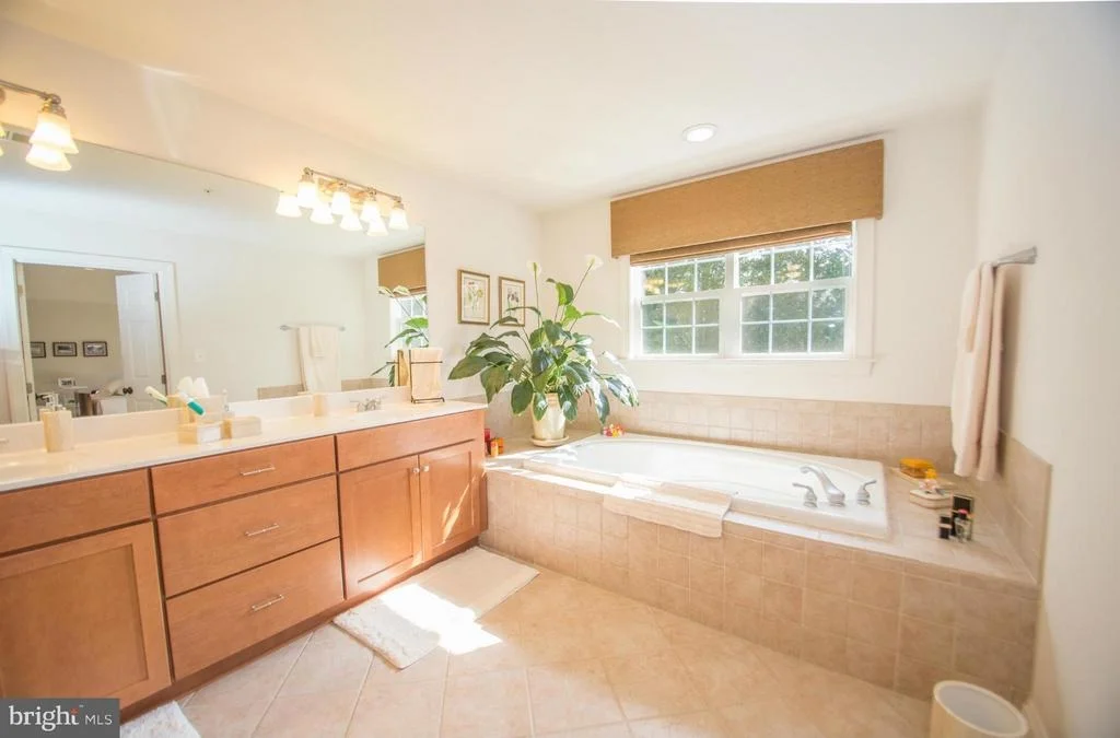 Photo of 21411 UPPERMONT LANE