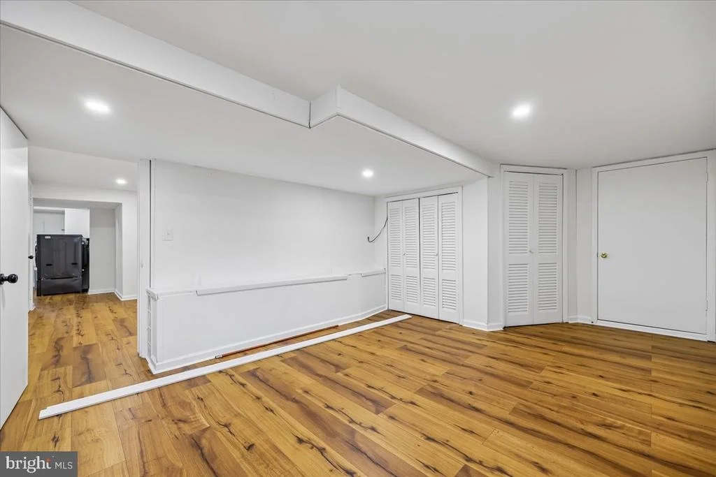 Photo of 1105 LAMBERTON DRIVE