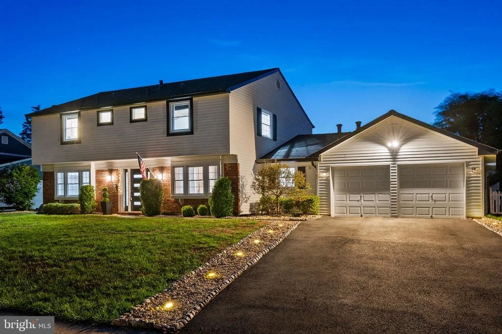 Photo of 4202 MINSTRELL LANE