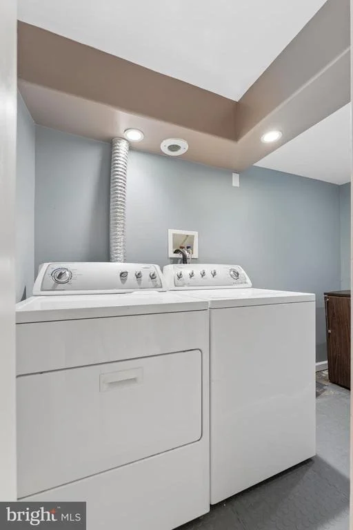Photo of 8816 SAUNDERS LANE