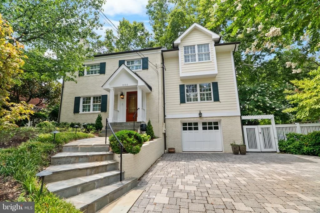Photo of 1000 W BRADDOCK ROAD