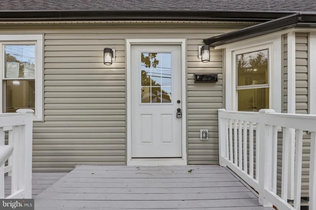 Photo of 805 LANGLEY DRIVE