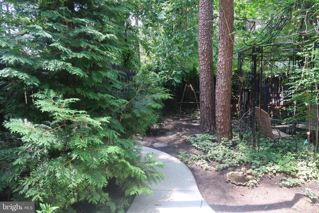 Photo of 338 FAIRFIELD DRIVE FAIRFIELD DRIVE