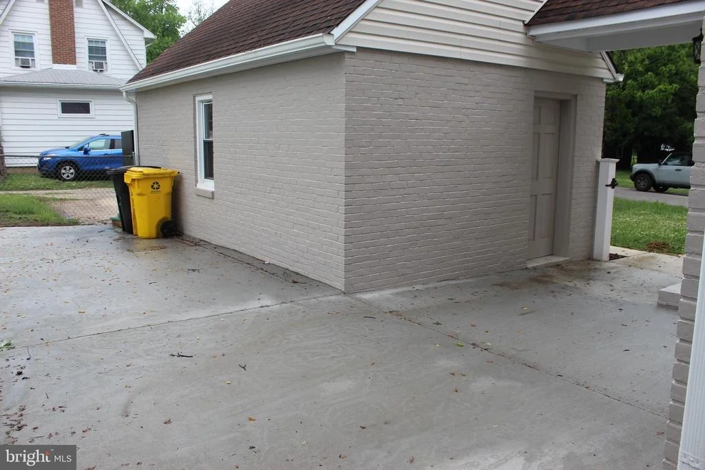 Photo of 401 FOREST VIEW