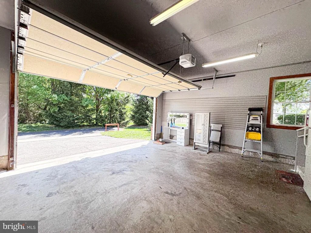 Photo of 42631 EXPLORER DRIVE