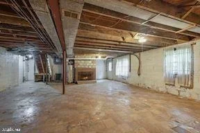 Photo of 321 SOUTHWEST DRIVE
