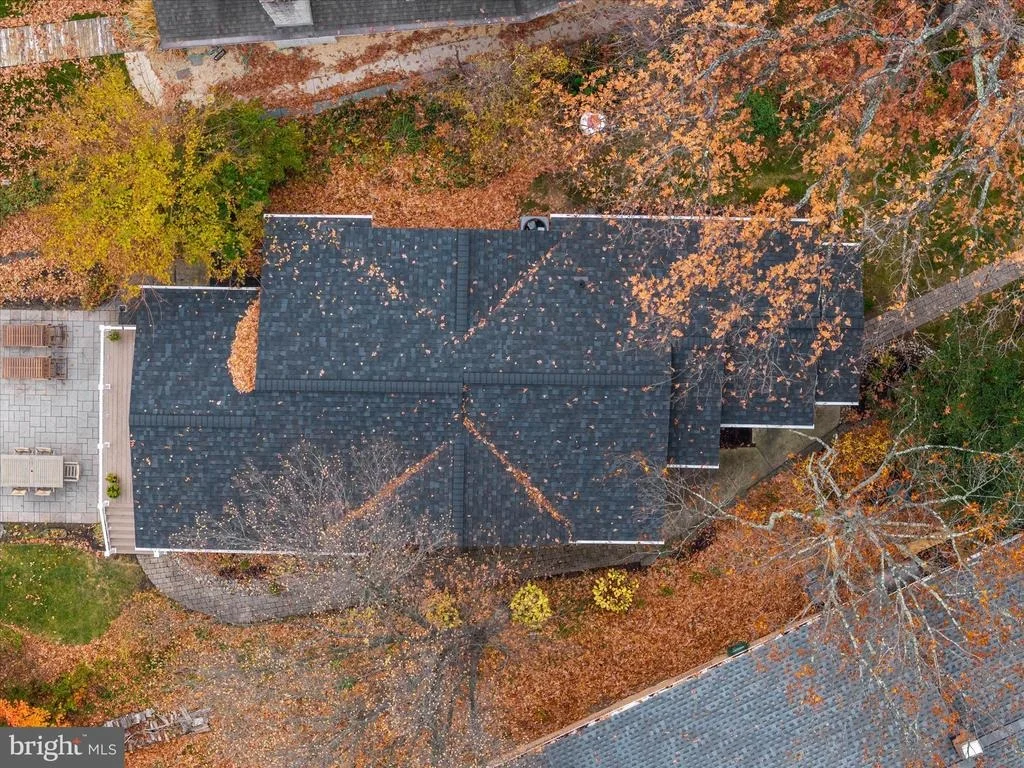 Photo of 394 NORTH DRIVE