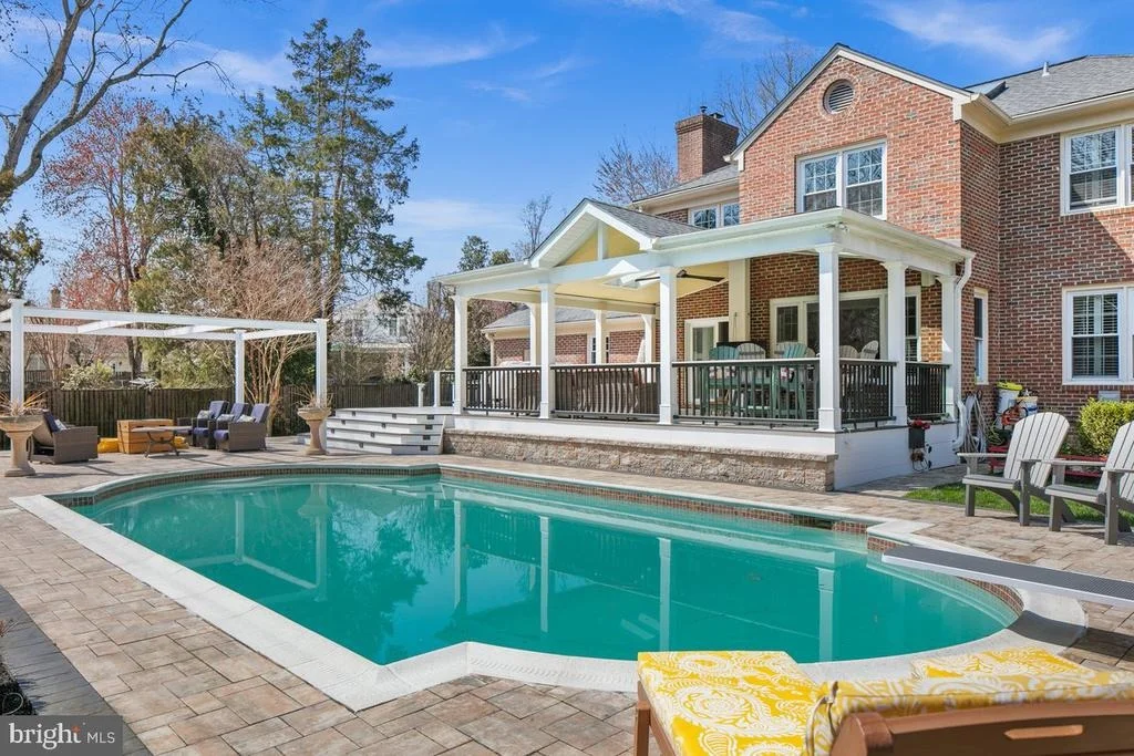 Photo of 9426 MOUNT VERNON CIRCLE