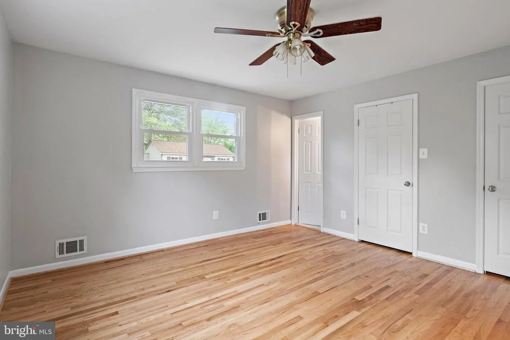 Photo of 970 HIGHPOINT DRIVE