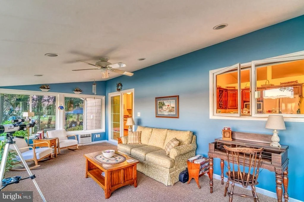 Photo of 16185 BRADBURN LANE