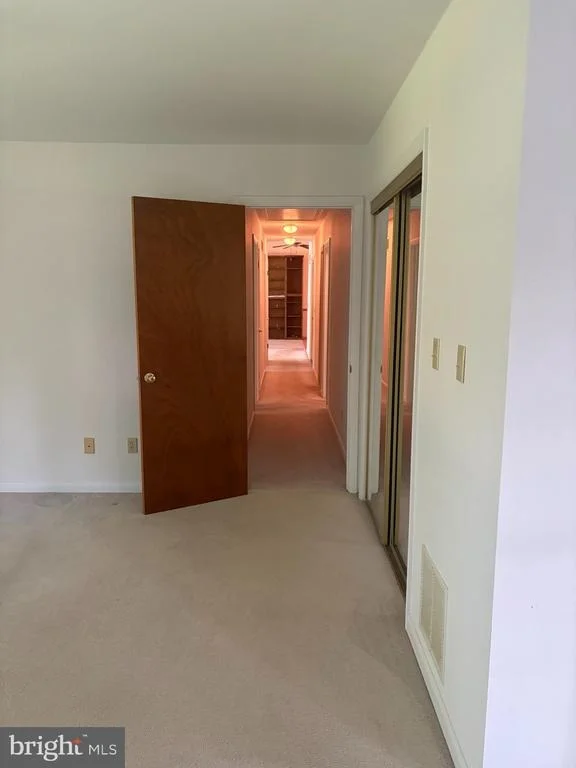 Photo of 207 THRASHER WAY