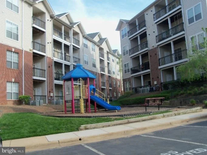 Photo of Unit 8302 at 1550 SPRING GATE DRIVE