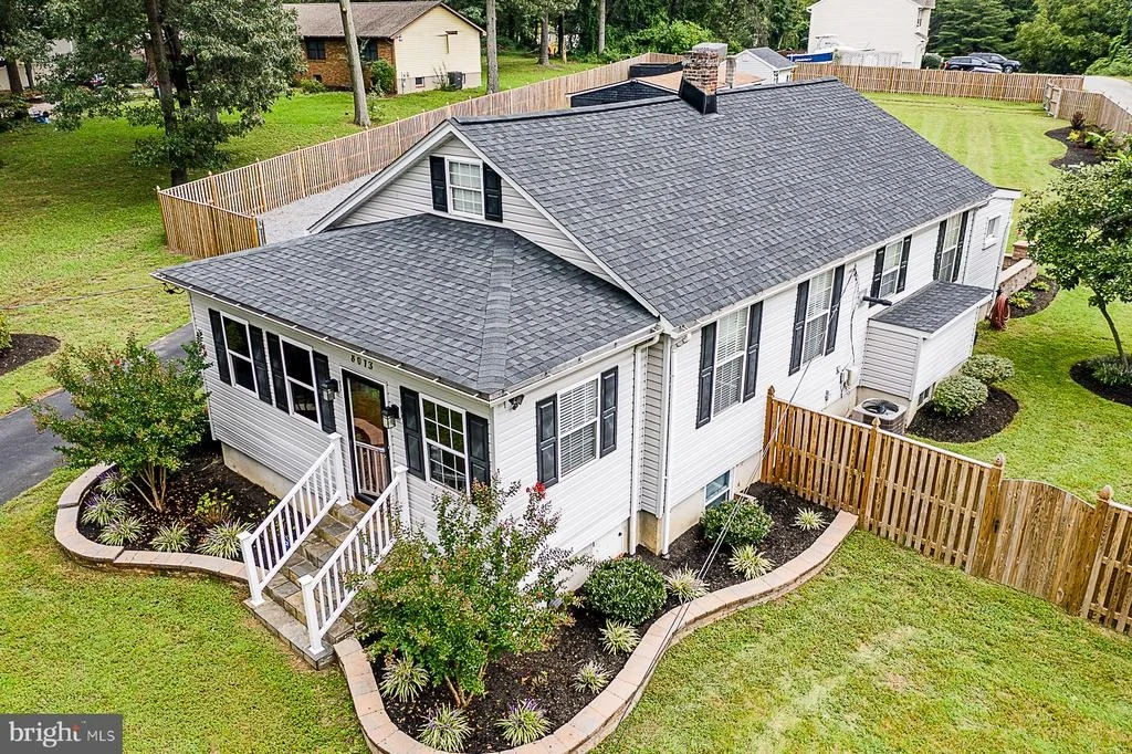 Photo of 8013 TELEGRAPH ROAD