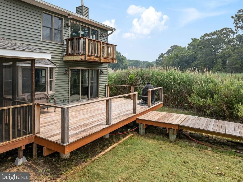 Photo of 1241 JOHNSON DRIVE