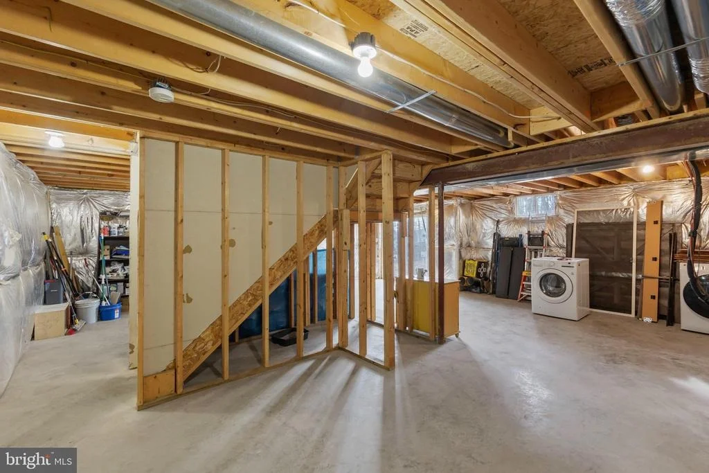 Photo of 1105 HENRY DRIVE