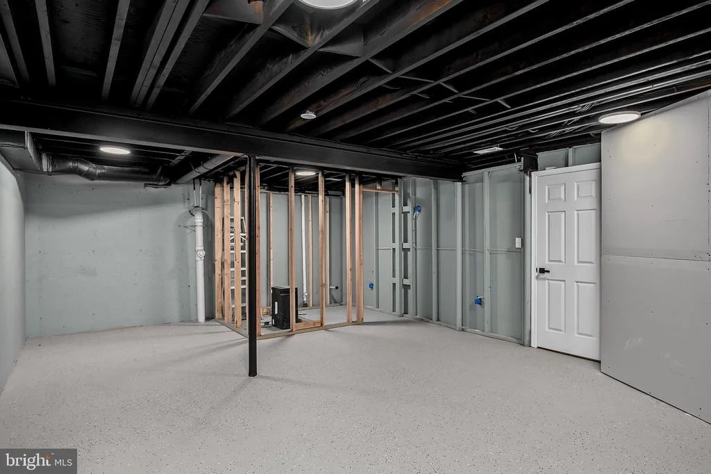 Photo of 13417 HATHAWAY DRIVE