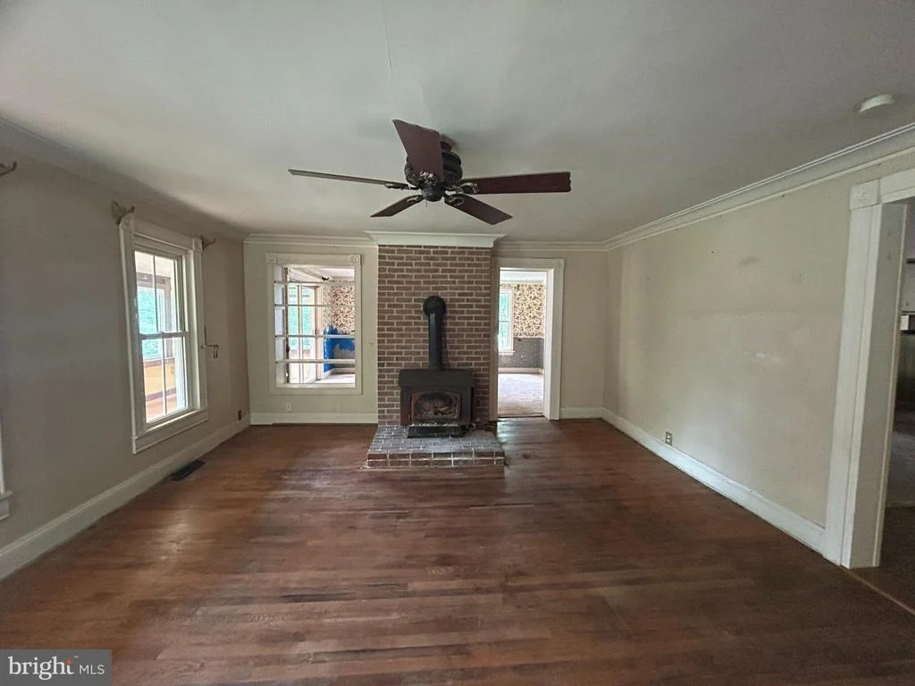 Photo of 6372 SHADY SIDE ROAD W