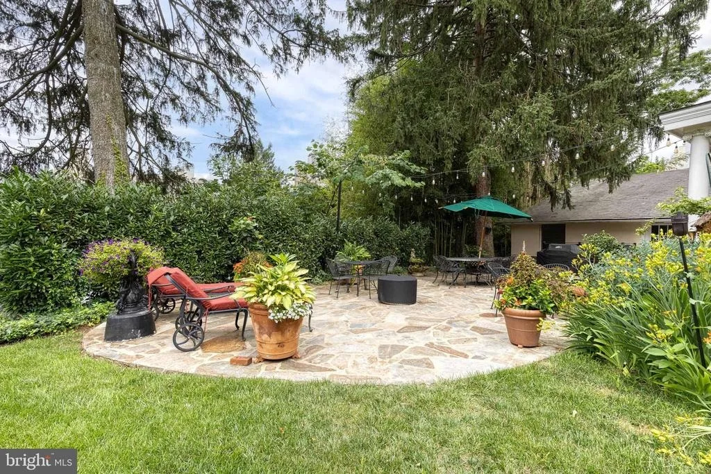 Photo of 501 SOMERSET ROAD