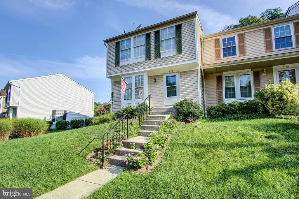 Photo of 770 WILLOWBY RUN